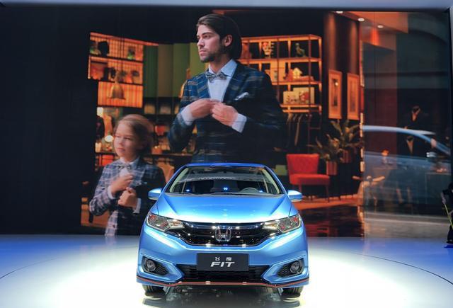 新飞度再放大招, 这辆“平民超跑”你满意吗