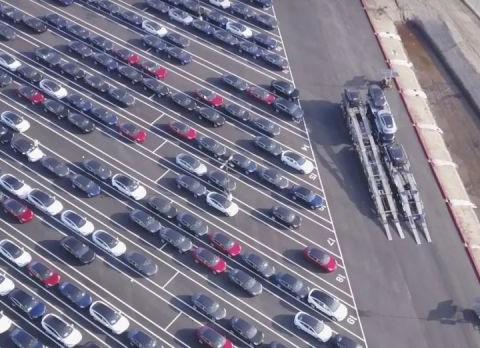 报告称，特斯拉所收订金超10亿美元，23%用户已退订