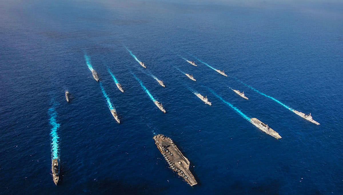 美日利剑 2019联合演习结束 参演舰机编队拍