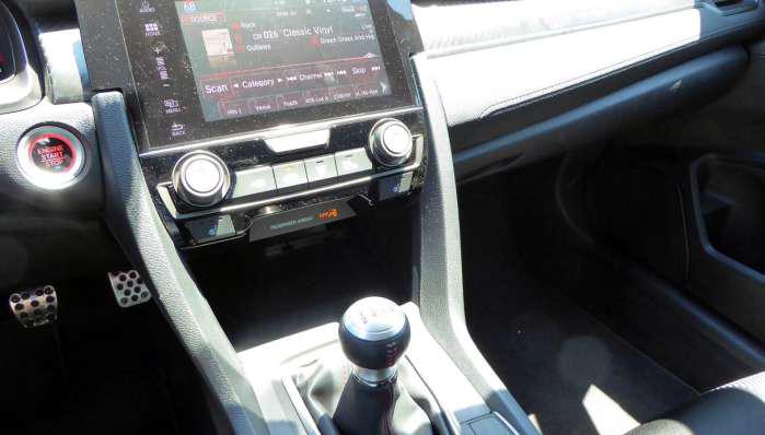 动力完爆丰田86 颜值比思域更帅 还是双门轿跑