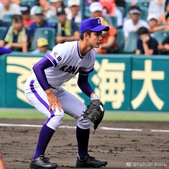 甲子园金足农的一棒菅原天空太帅了