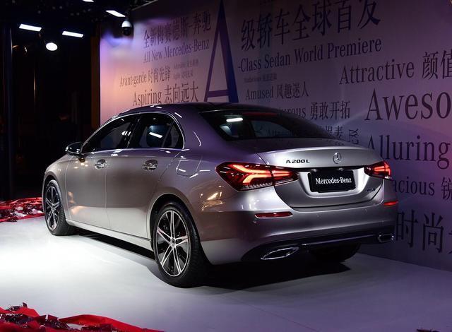 又一特供豪车!最便宜奔驰轿车来了!a3和1系15万也不买了