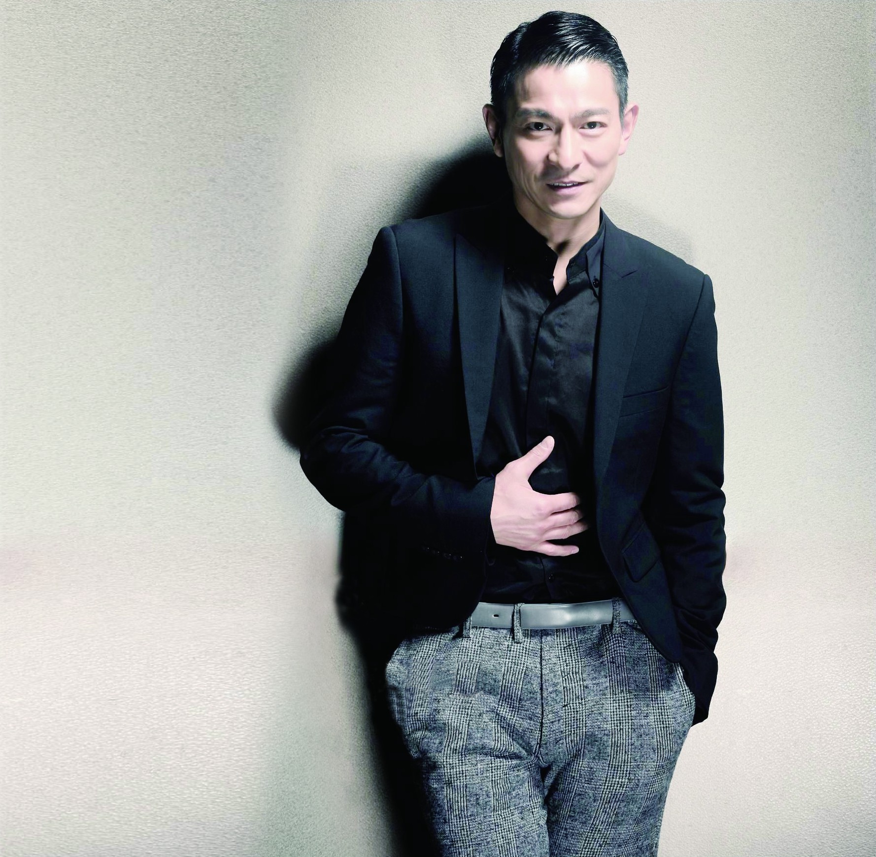 这些明星没出名之前竟然是做这样的工作,热巴竟然是销售