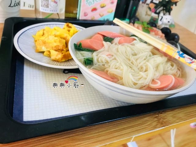 小朋友开心吃早餐,简单营养又好吃,几款快手早