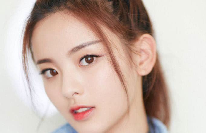 买房买车娶男人,来自江苏盐城杨超越的内心独