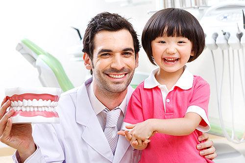 宝宝乳牙都发黑甚至烂了是蛀牙吗?需要治疗吗