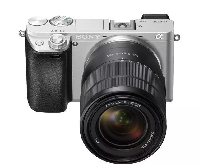 索尼发布两款新品:18-135mm镜头、A6300银色
