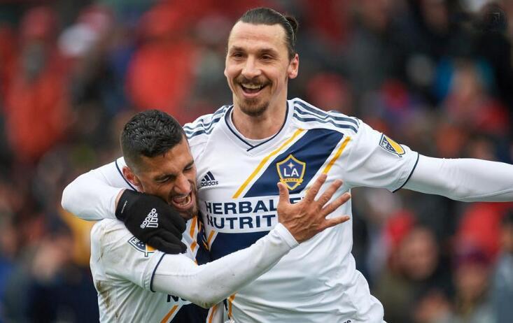 伊布惹祸了!报复性掌掴对手染红,这火爆脾气幸