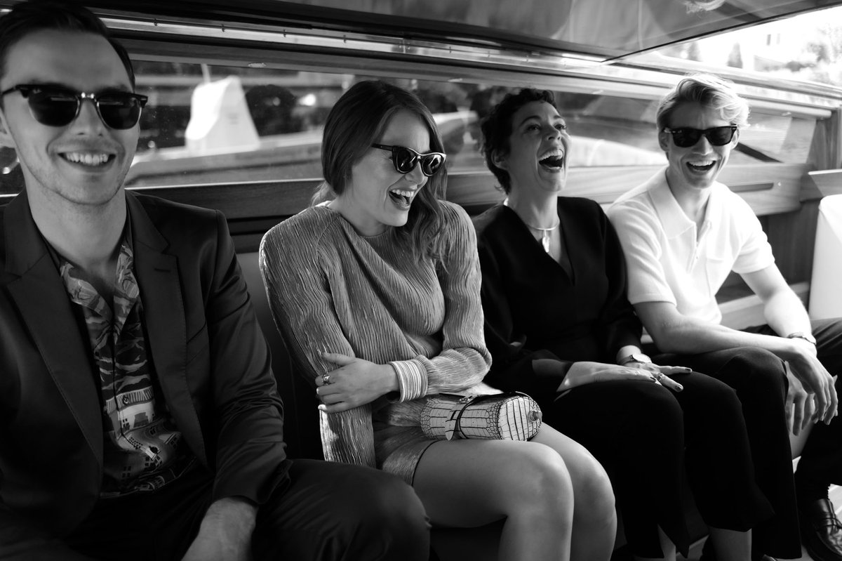 《宠儿》亮相威尼斯电影节,新一届奥斯卡种子