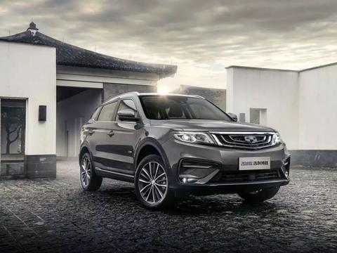 搭载智能生态系统，9.88万元起的新博越到底值不值得买？