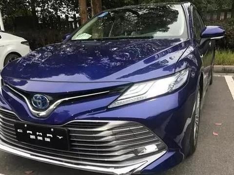 新款凯美瑞混动版！一箱油跑上千公里！网友：买这车真是值！