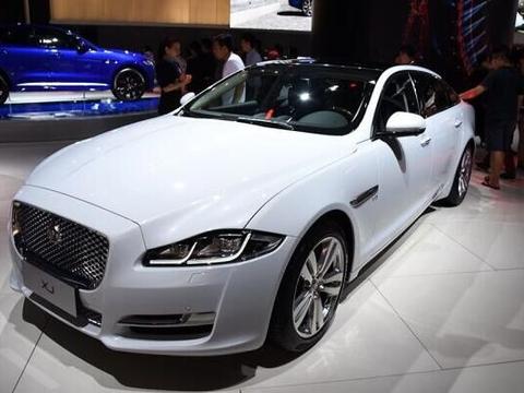 终于被奔驰S级逼急了，一降就是26万没人要，档次远超宝马奥迪！