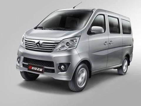 保时泰不过时了，五万内此车可以说是最像路虎的，国产原创