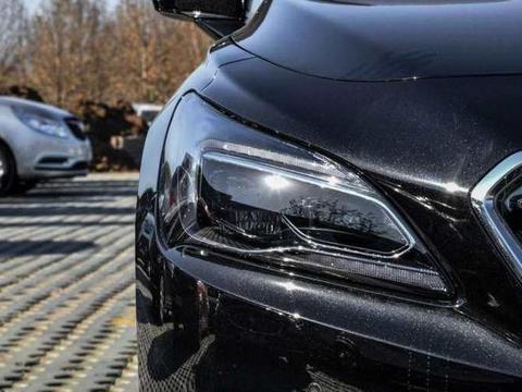 车长超5米，内饰不输皇冠，1.5T售18.98万还看什么迈腾