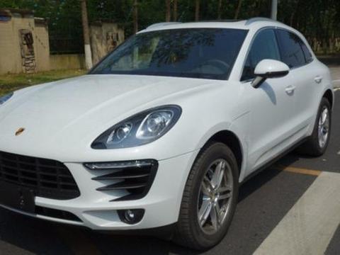 嫌卡宴赚钱不够，再来一款，340马力空气悬架，国人很稀罕