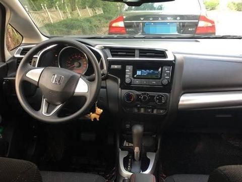 表哥刚订了远景，见我提了这车后，果断拉着我就去退了！