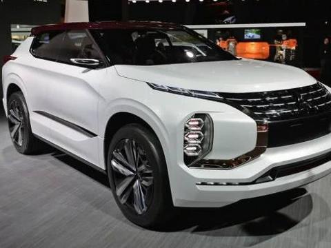 日系车发飙了，外观直逼100万卡宴，一箱油可跑1200KM！