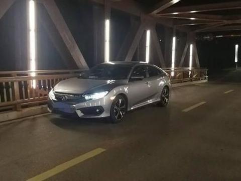 朋友介绍我买雷凌，我却听老爸话买了这车，好开又帅气！