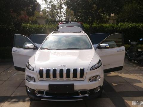 自由光怎么样？车主说9AT的变速箱很平顺，少了这几个配置很遗憾