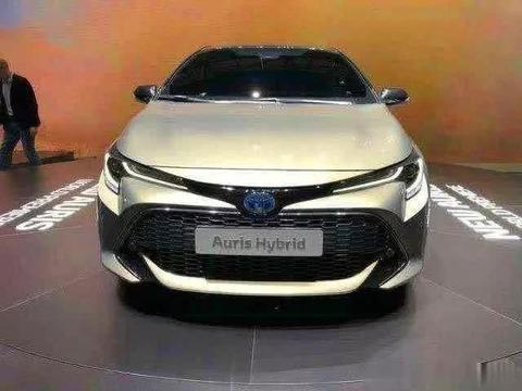 两厢版卡罗拉亮相 下半年上市 售价10.78万起 内饰很纠结