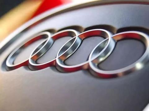 千年老三奥迪旗下最小的性能车，奥迪SQ2即将巴黎车展正式亮相！