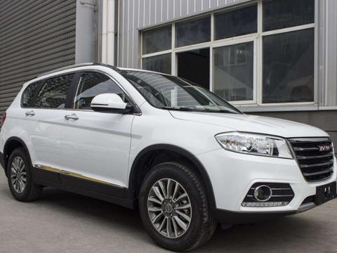 给大家介绍一款，外观霸气大方内饰堪称完美的SUV，男人的标配