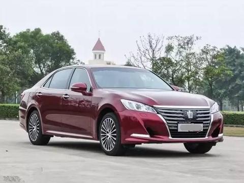 同事定了一台新皇冠，提车那天老婆看到后骂的他狗血淋头！