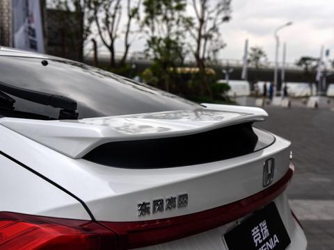 飞度同款发动机，超强1.5L号称平民“思域”，本田这款轿跑8万起