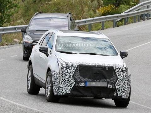 新款凯迪拉克XT5测试谍照 前脸小改/换装新2.0T发动机