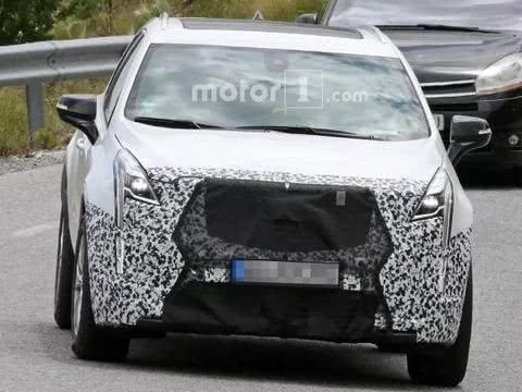 2020款凯迪拉克XT5谍照 曝光，或在明年底特律车展发布