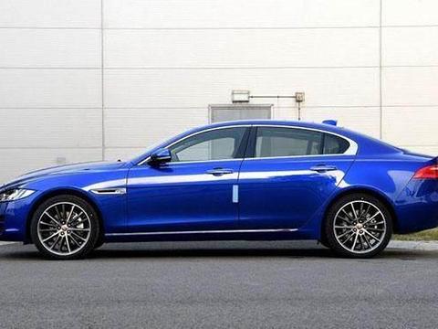 品牌豪华不输奔驰，比宝马大一圈，直降11万，22万还买啥迈腾