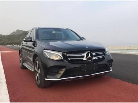 奔驰发威！本月直降2.6万，比奥迪Q5要漂亮，2.0T+9AT仅售38万