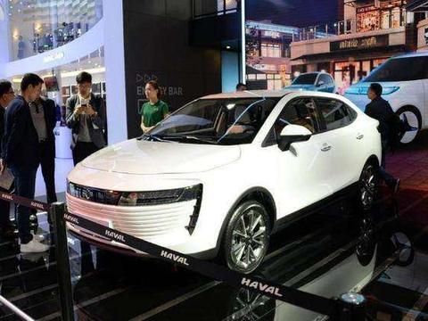 长城又开大招, 打造全新轿车, 外观比卡罗拉漂亮, 价格很亲民