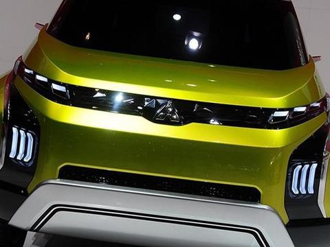 三菱全新SUV来袭，逼格完胜缤智，油耗4升配四驱，比哈弗H6厚道