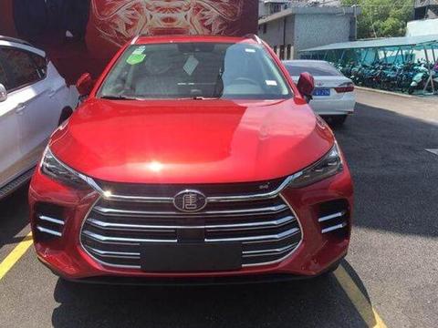 全新混动版比亚迪唐二代亮相，满满中国红，堪称国产SUV颜值帝！