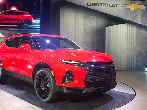 小白快报：雪佛兰“开拓者”回归，路虎揽胜极光换代在即