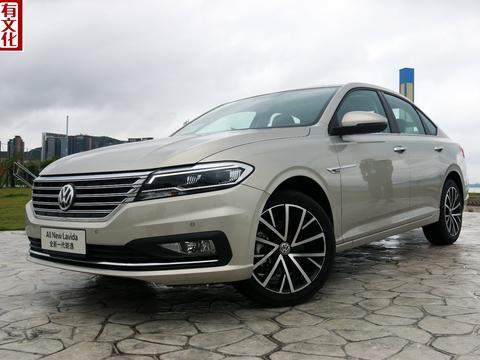 全新平台带给“神车”多方位升级，体验全新朗逸280TSI