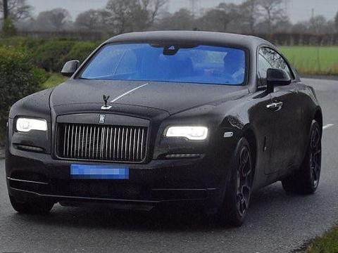 世界杯球星座驾盘点：法国天王月薪可买5辆劳斯莱斯幻影