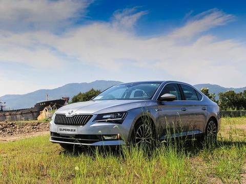 小评斯柯达速派：1.4T动力受好评，新平台舒适度不输凯美瑞