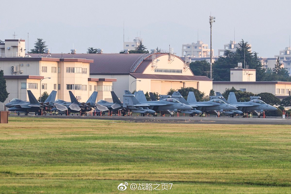 今天早上的日本横田空军基地