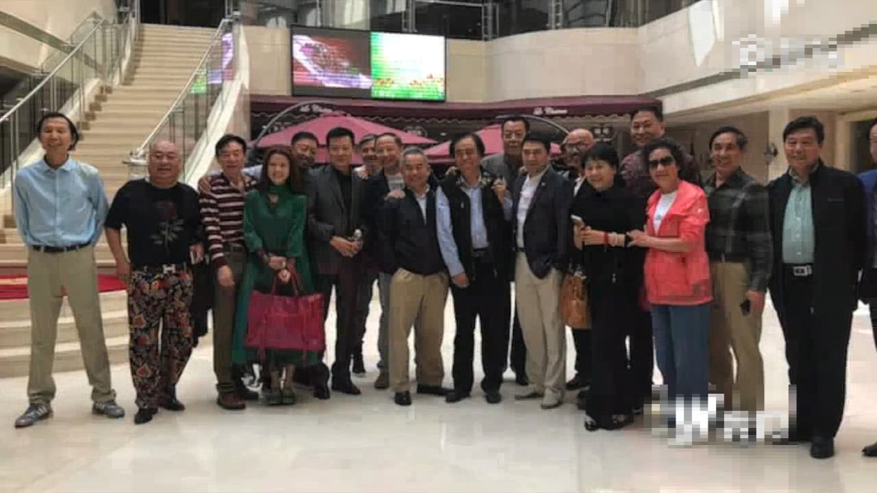 98版水浒传20年后首聚首,演员激动到泣不成声