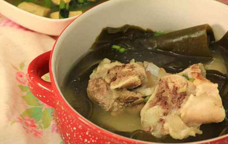 煮海带汤时加点它,煮出的海带又软又烂,关键还