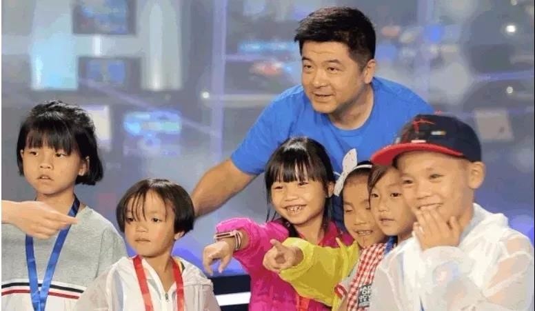 融创公益基金会正式成立,公益之路再升级