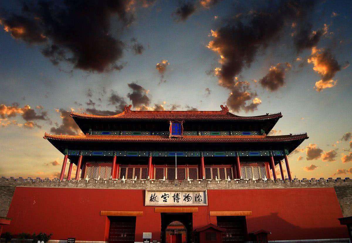 把中华文明瑰宝呵护好、弘扬好、发展好