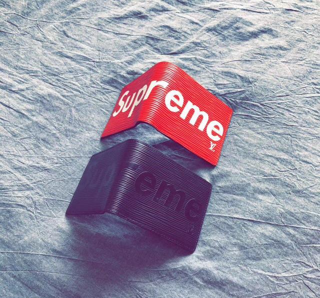 最潮的时尚单品,售价3万的LV 联名 Supreme 双