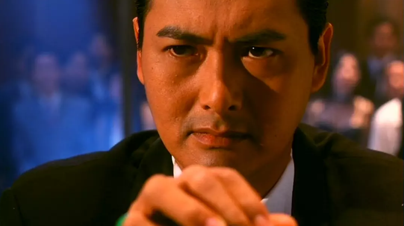 《赌神2》十大演员现状,梁家辉转型做导演,两位锦江醉心艺术