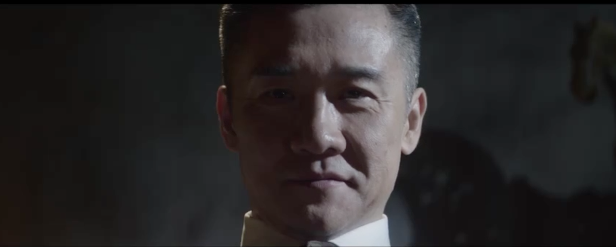 《刀尖》演员大片精彩绝伦 黄志忠演技传神令人叹服
