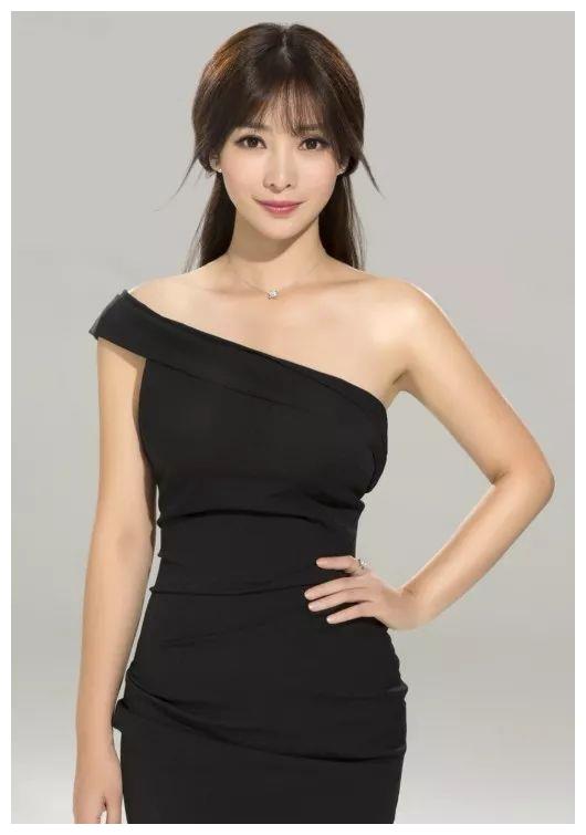 刘涛一脸克夫相?高颧骨窄额头的她嫁入豪门屡