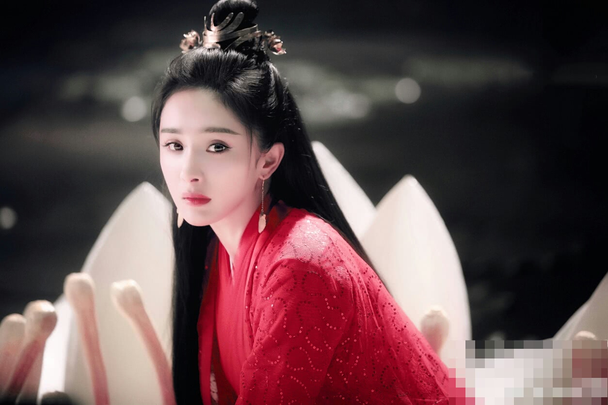 杨幂的妖莲扶摇上线,红玉楚楚宛若仙子