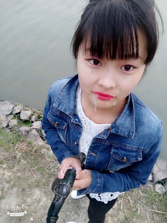 搞笑ps图:大神,给我p个男朋友,发朋友圈!让我先笑一会